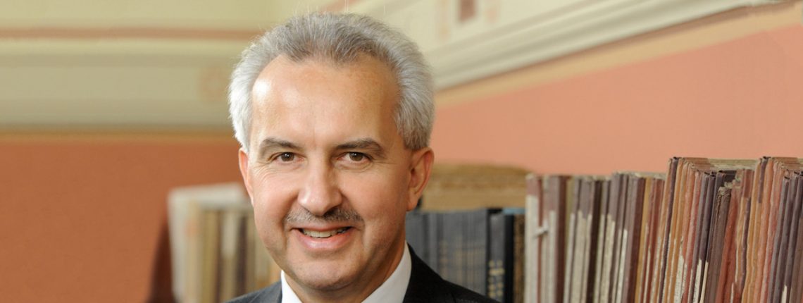 Fünf Fragen an Reinhard Hüttl